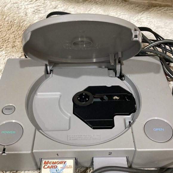 Sony PlayStation with Cables & 2 Controllers - Picture 6 of 8